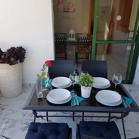 Casa Caliente أرونا
